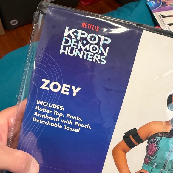 New K Pop Demon Hunters Zoey Costume XL 14-16 - Picture 3 of 4